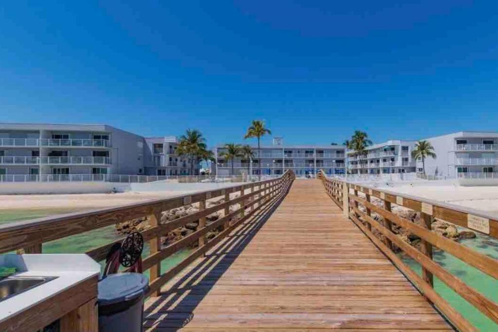 Your Happy Place On The Beach! Key Colony Beach Exteriör bild